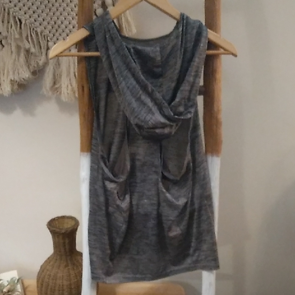 Women's Gymshark Hooded Tank Top - Picture 2 of 7